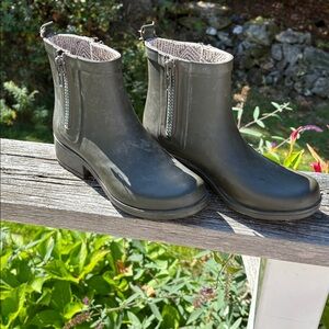 Lucky Brand olive green lined Chelsea rubber rain boots